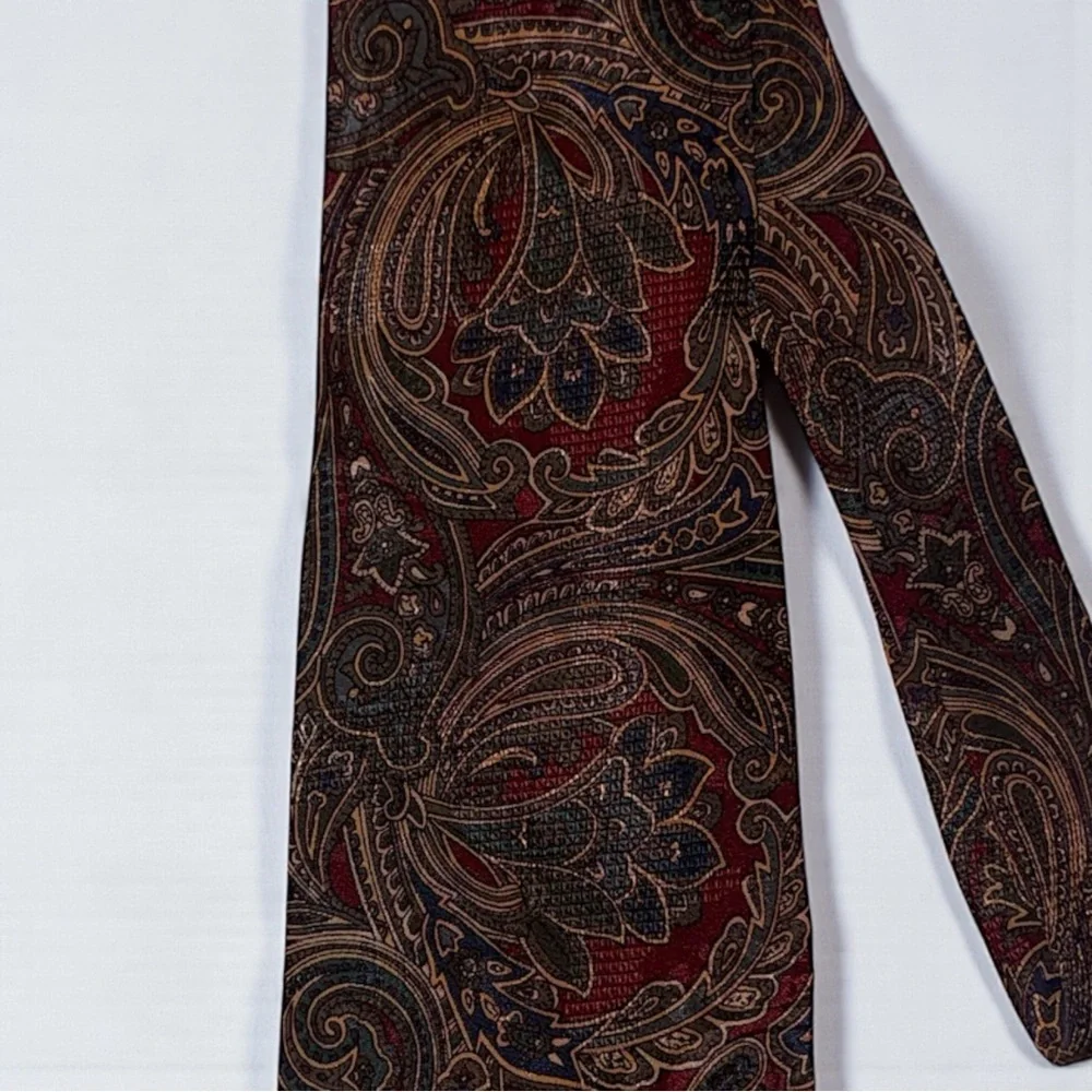 Matinle 100% Silk Paisley Tie Burgundy Navy Gold Hand Made 57”L x 4”W